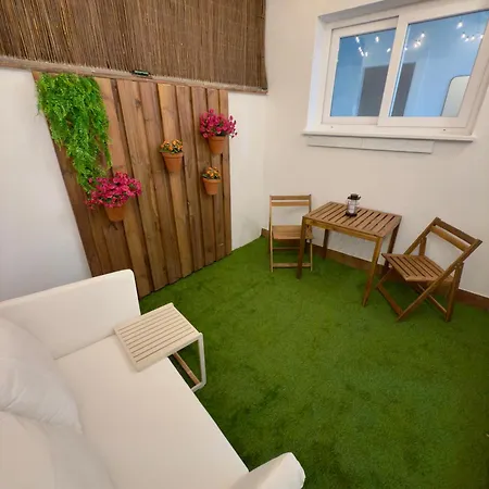 Estudio Junto A Plaza Merced 2 *